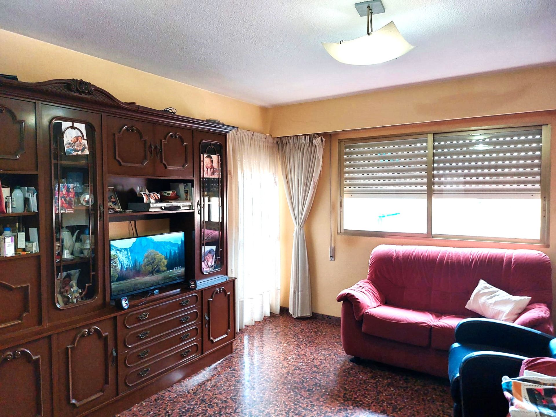 Sala d'estar de Pis en venda en  Valencia Capital amb Aire condicionat, Forn i Balcó