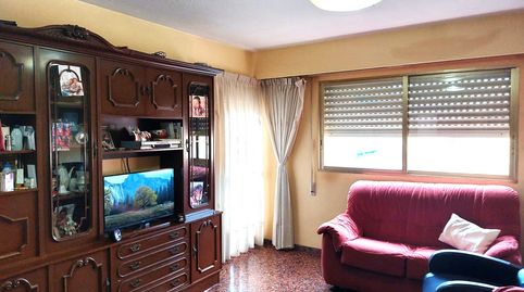 Primera Avenida presenta en exclusiva amplio piso en C/ Puebla de Valverde.