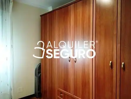 Habitación de Piso de alquiler en Culleredo con Calefacción, Terraza y Trastero