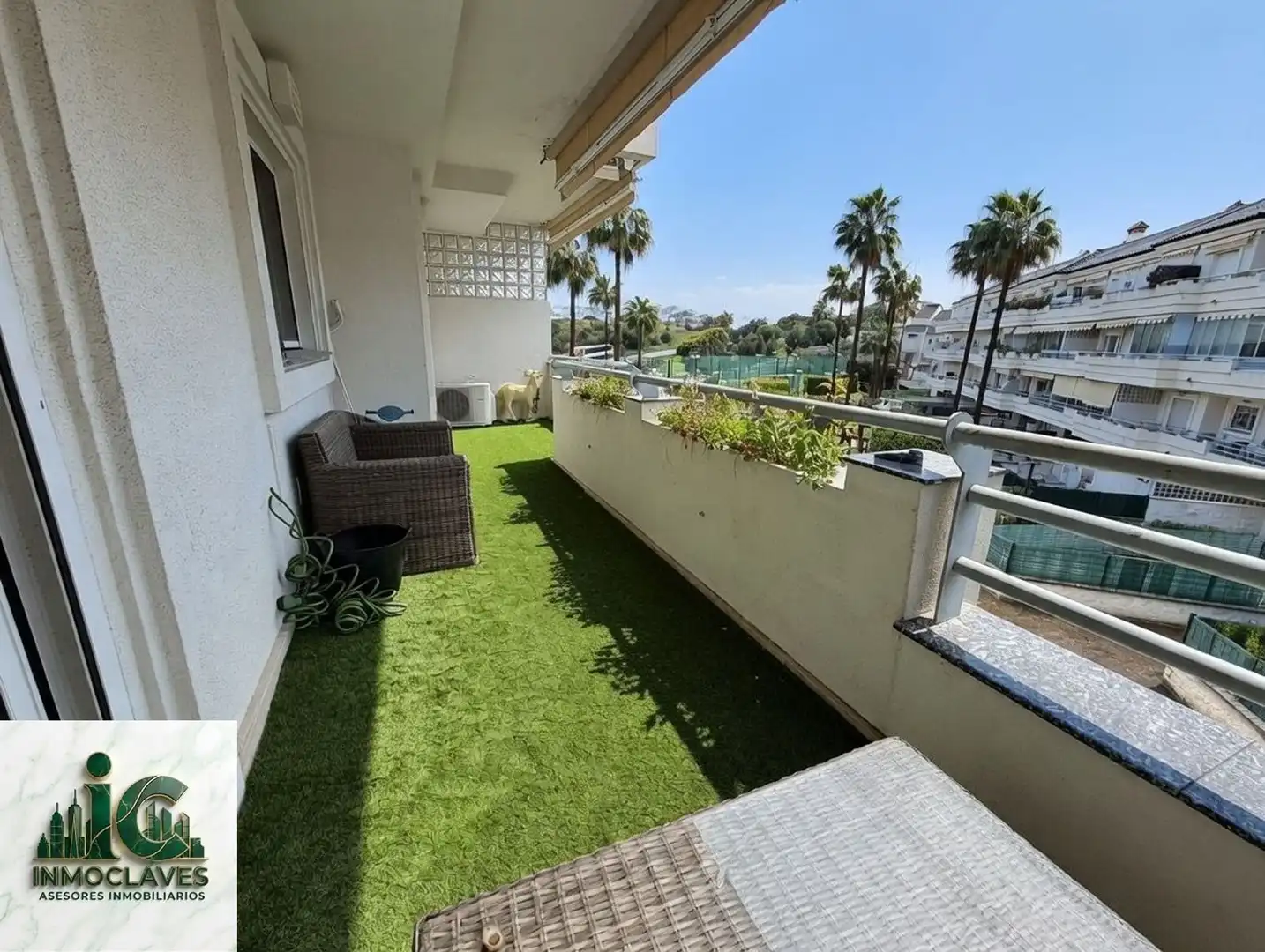 Piso en venta en LOS TINAJONES, Los Barrios