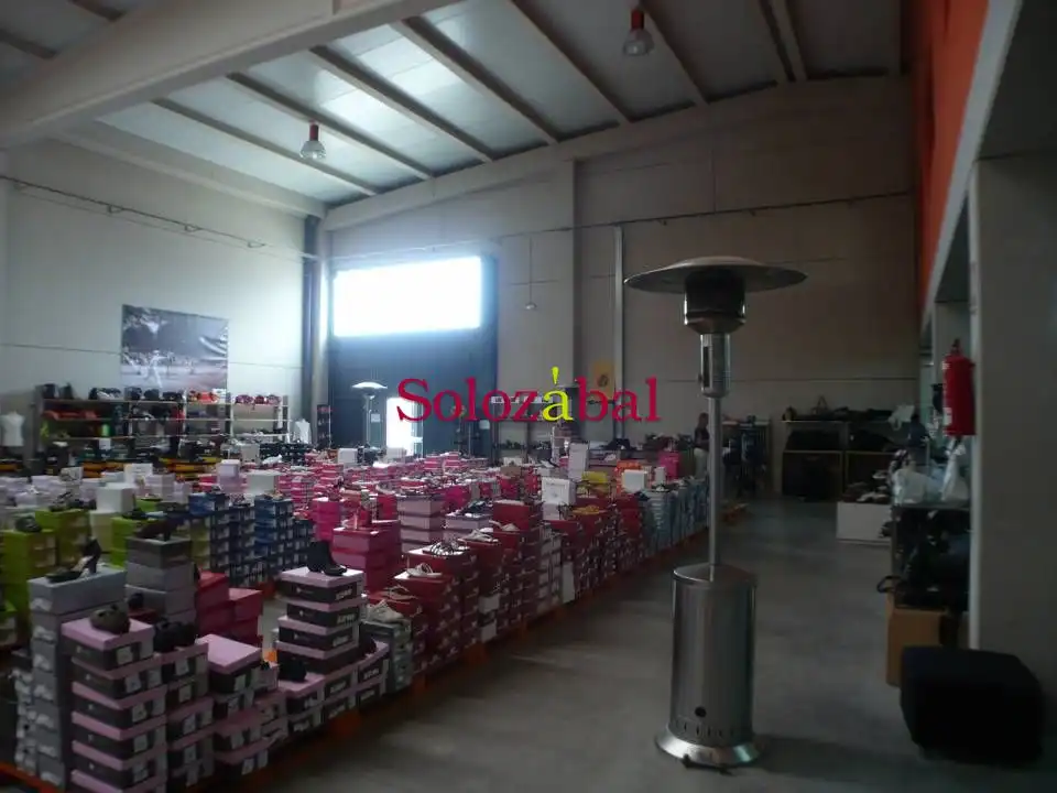 Nave industrial in vendita a Lardero - Poligono La Variante Calle La Grajera, imagen 2