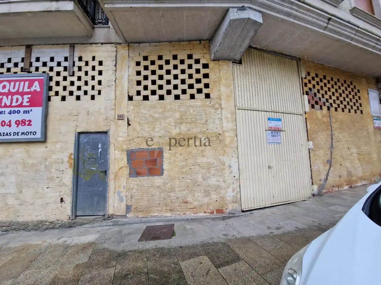 Gewerbefläche zum Verkauf in Santa Uxía de Ribeira