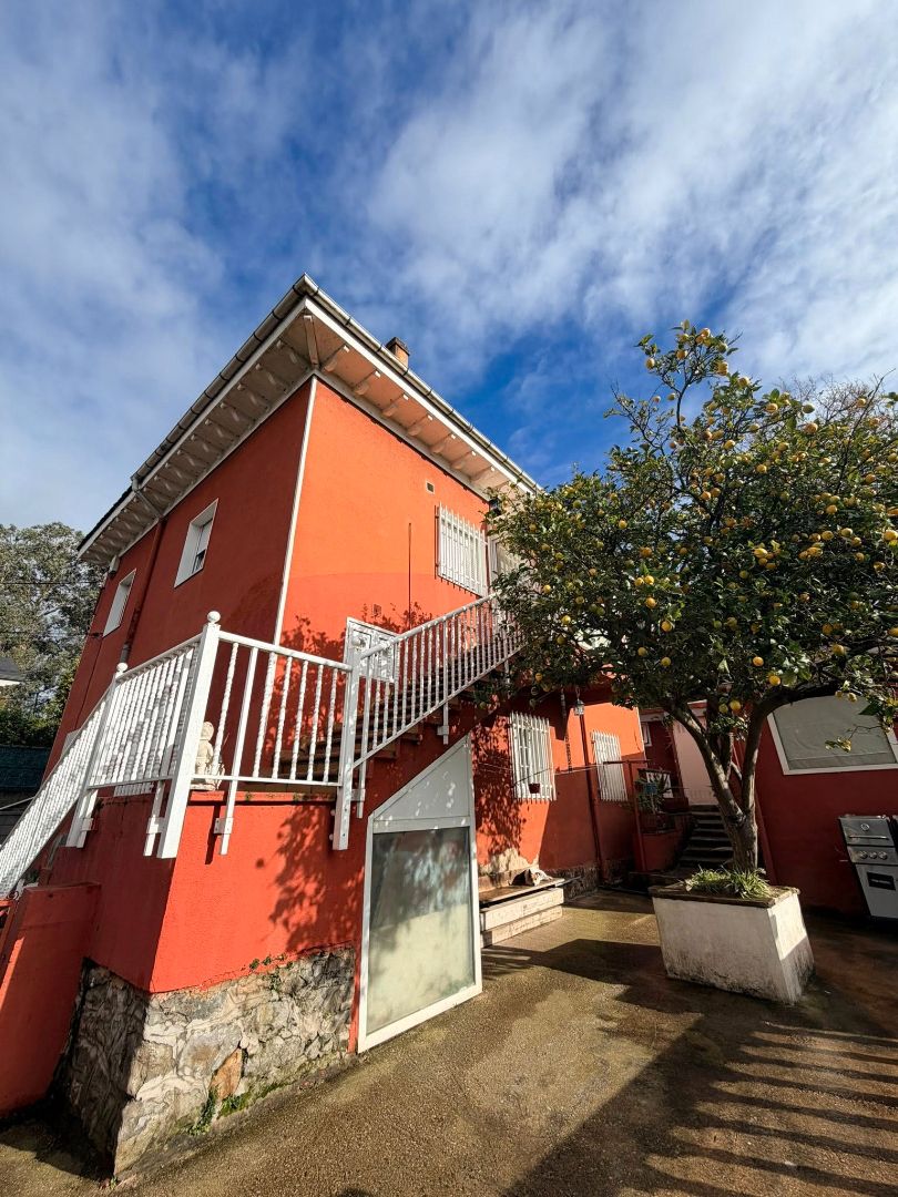 Casa o chalet en venta en Calle Pintor Varela, 28, Inmobiliaria - Barreda