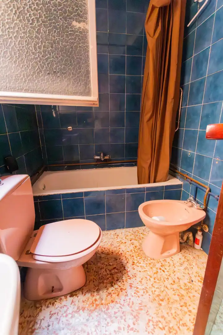 Badezimmer von Erdgeschoss zum Verkauf in Águilas mit Privatgarten, Terrasse und Möbliert