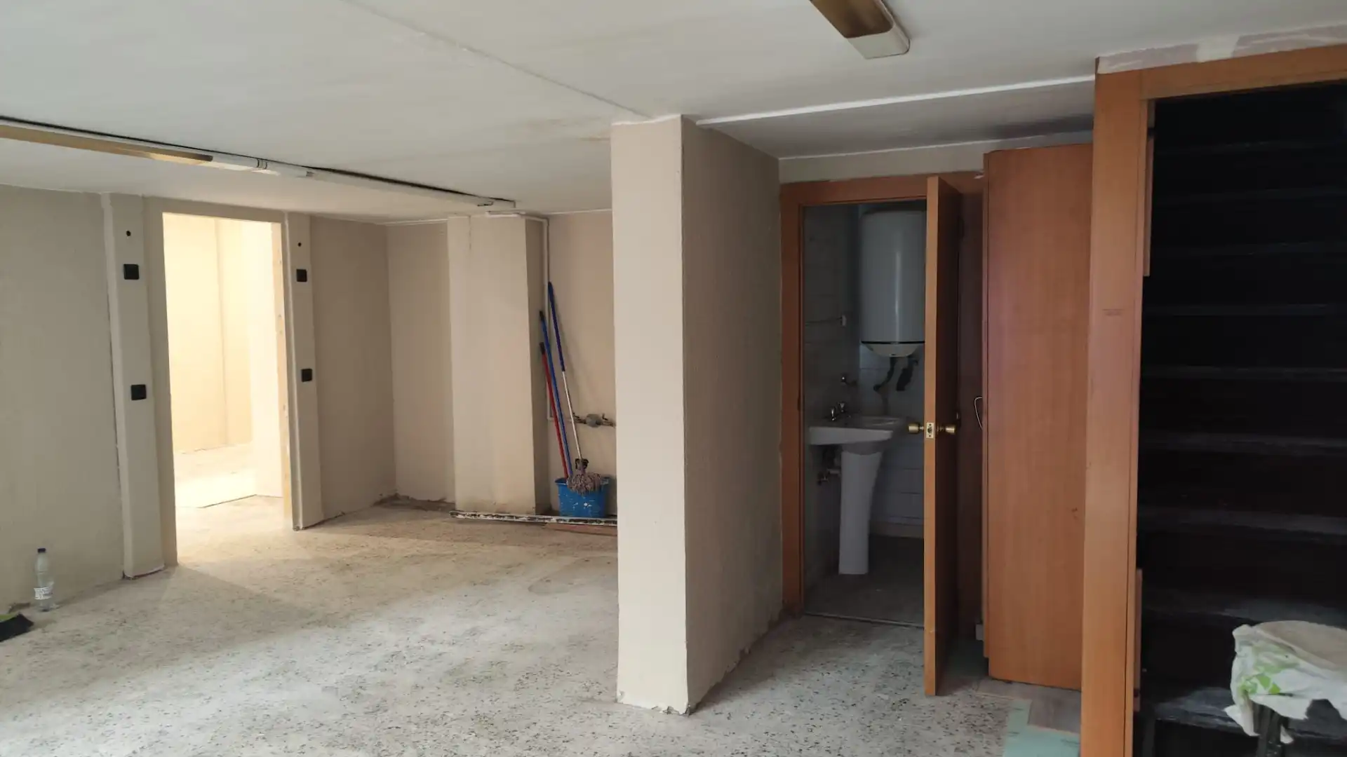 Business premises for sale in Calle de D. Luis Sallenave 3, imagen 5