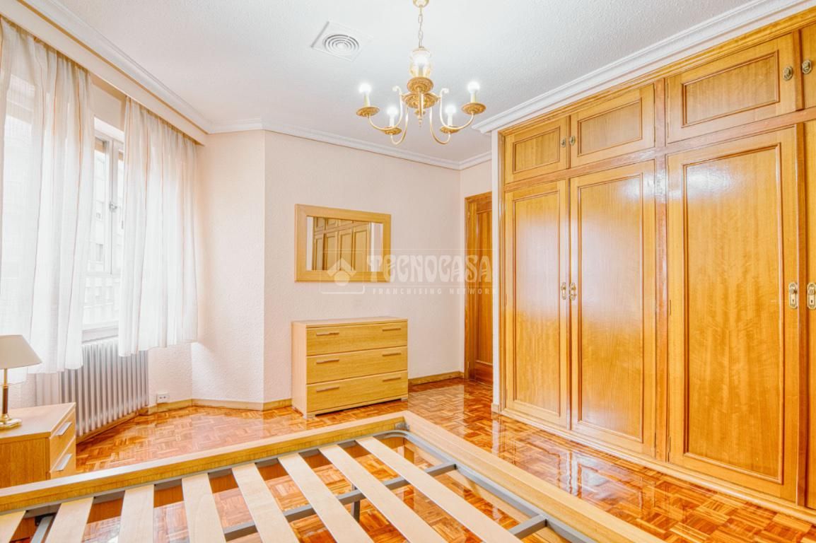 Bedroom of Flat for sale in Salamanca Capital