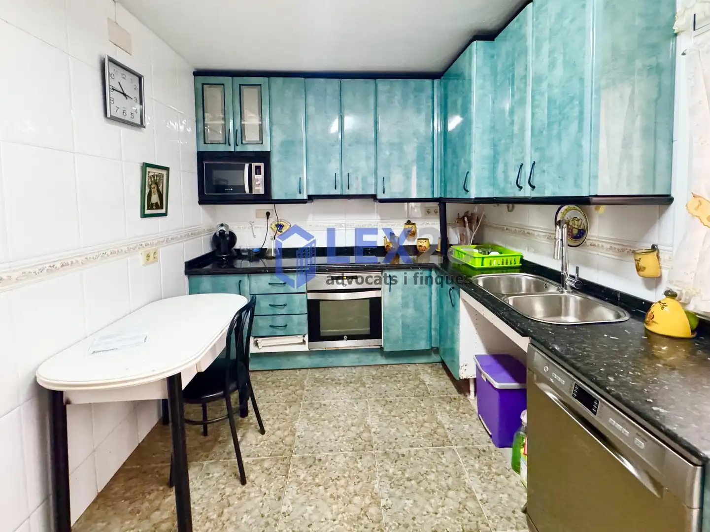 Cocina de Casa adosada en venta en Badalona con Aire acondicionado, Calefacción y Jardín privado