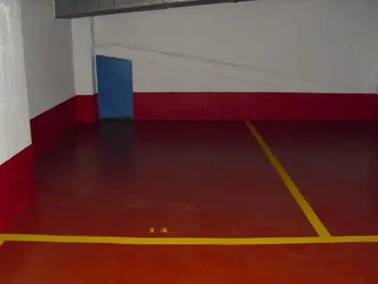 Parkplatz von Garage zur Miete in Santiago de Compostela 