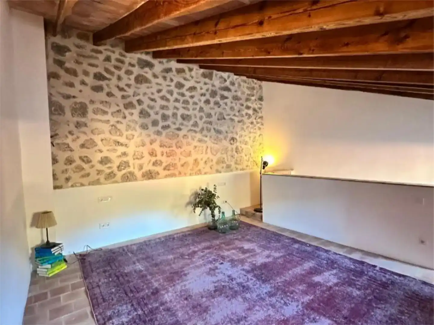 Casa adosada en venda en Puigpunyent amb Balcó