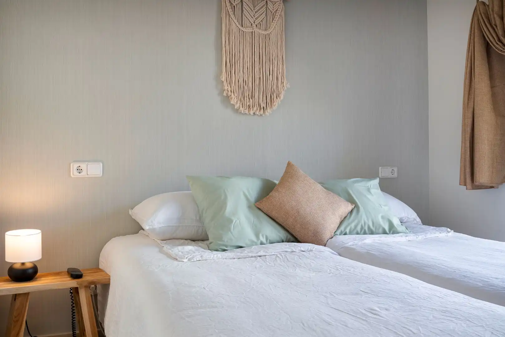 Schlafzimmer von Maisonette zur Miete in Benahavís mit Klimaanlage, Heizung und Privatgarten