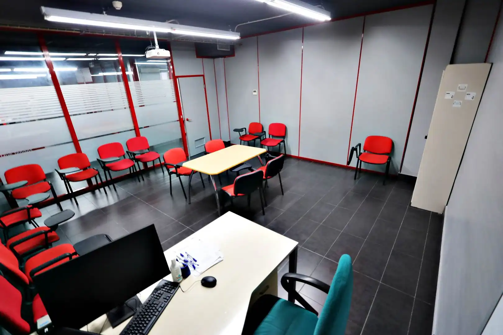 Local comercial de lloguer a Calle Ramon y Cajal, imagen 15