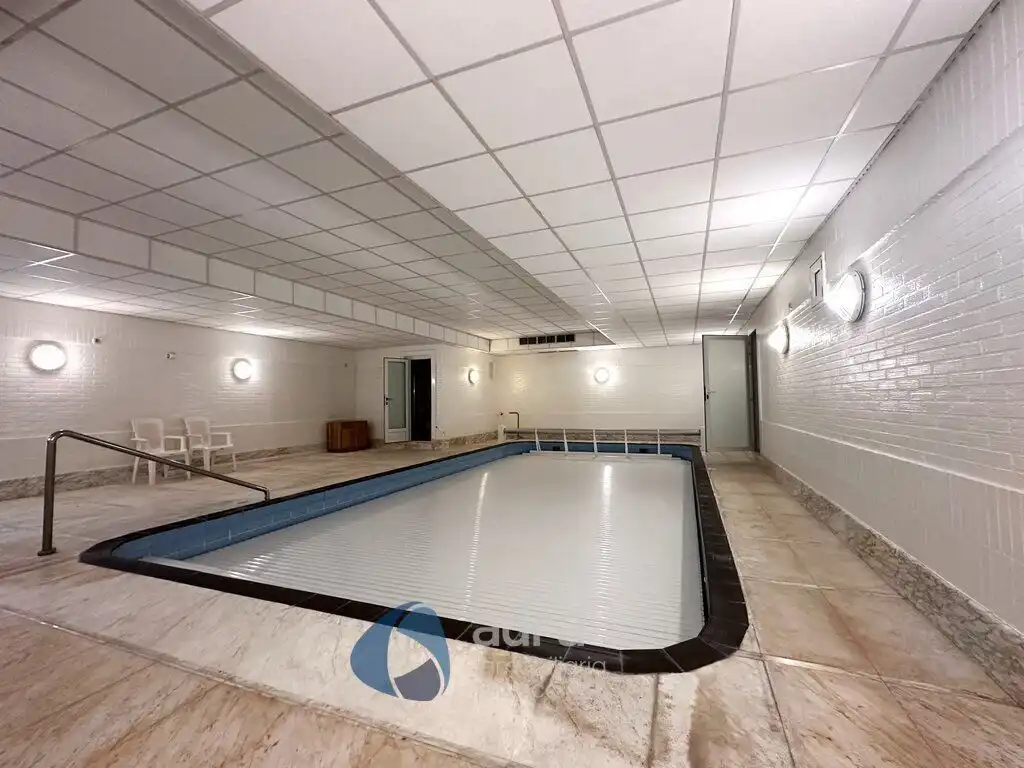 Swimming pool of Houses for sale in Lardero  with Air Conditioner, Heating and Private garden