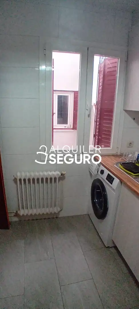 Habitación de Piso de alquiler en Canencia, Madrid