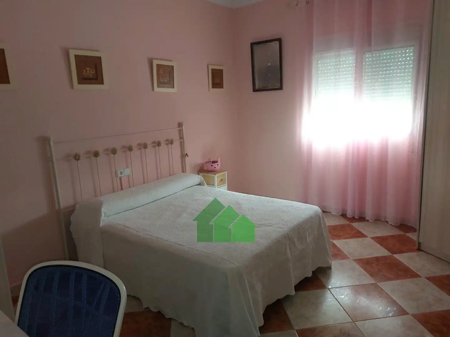 Dormitori de Casa o xalet en venda en Torremayor amb Aire condicionat, Traster i Piscina