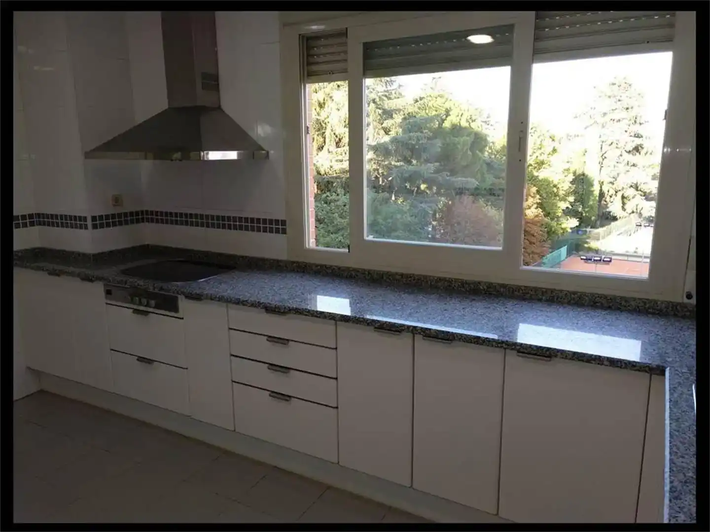Wohnung zur Miete in Paseo de la Alameda de Osuna, Alameda de Osuna