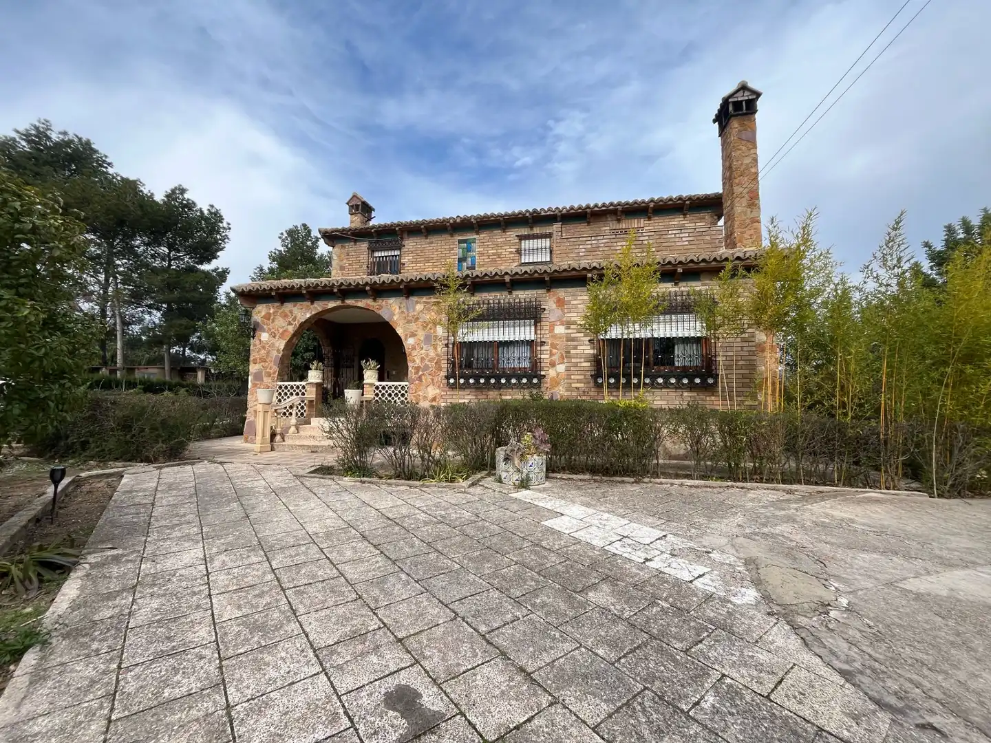 Vista exterior de Casa o chalet en venta en Macastre con Aire acondicionado, Jardín privado y Terraza