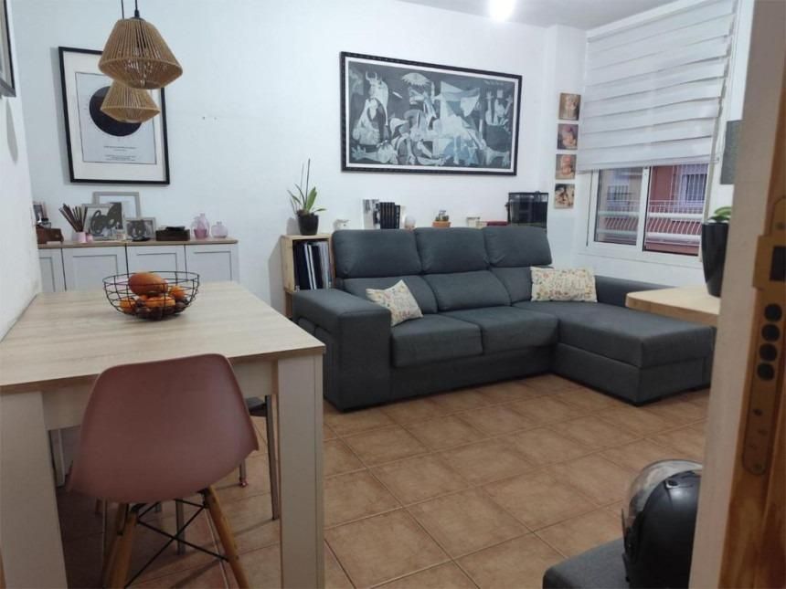 Sala d'estar de Pis en venda en Alhaurín de la Torre amb Aire condicionat, Jardí privat i Terrassa