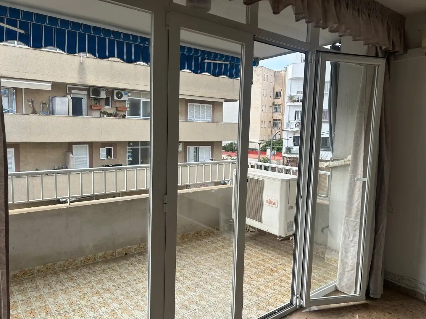 Terrasse von Wohnung zum Verkauf in  Palma de Mallorca mit Klimaanlage, Terrasse und Abstellraum