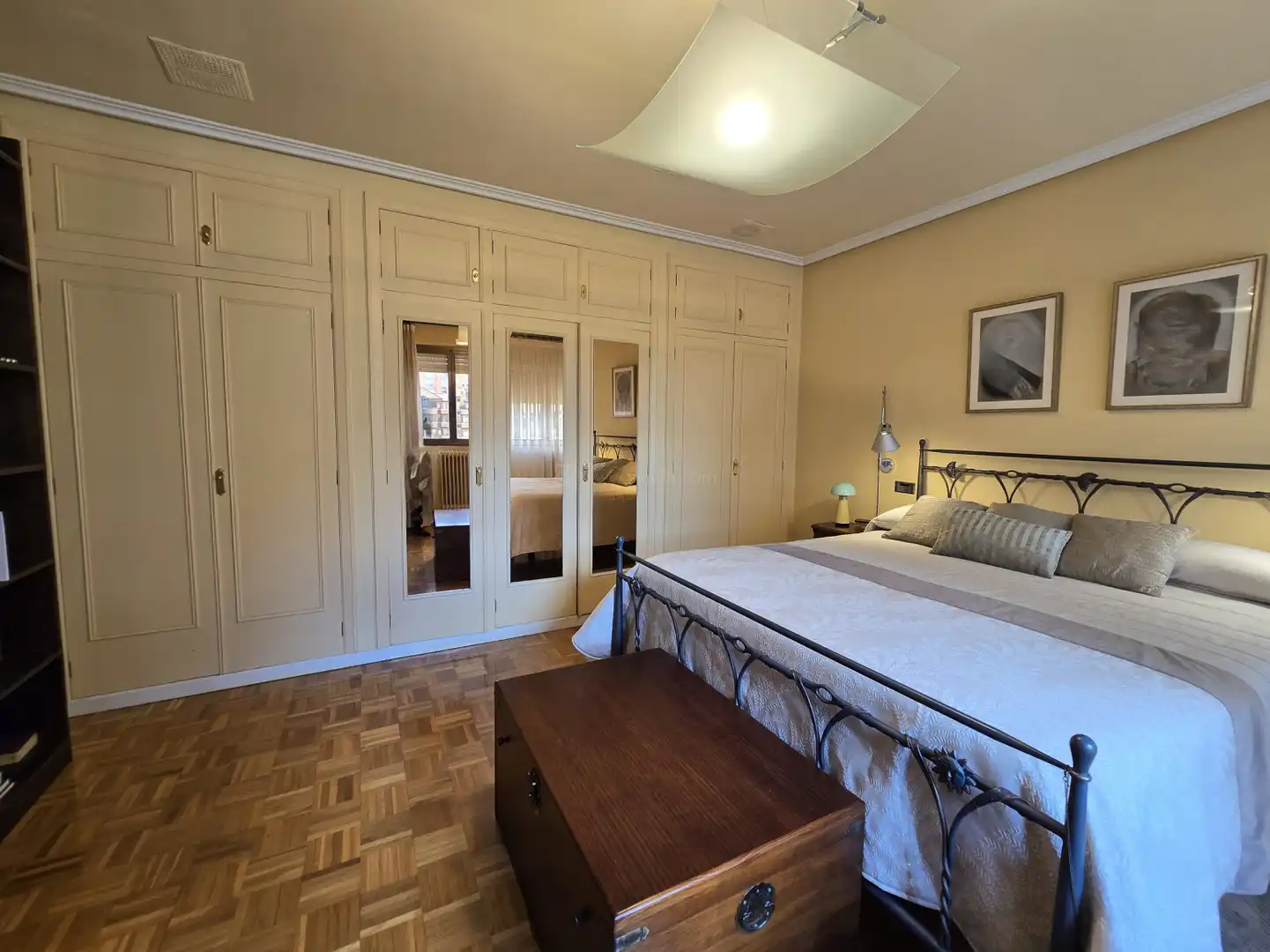 Schlafzimmer von Wohnung zum Verkauf in  Logroño mit Heizung, Parkett und Abstellraum