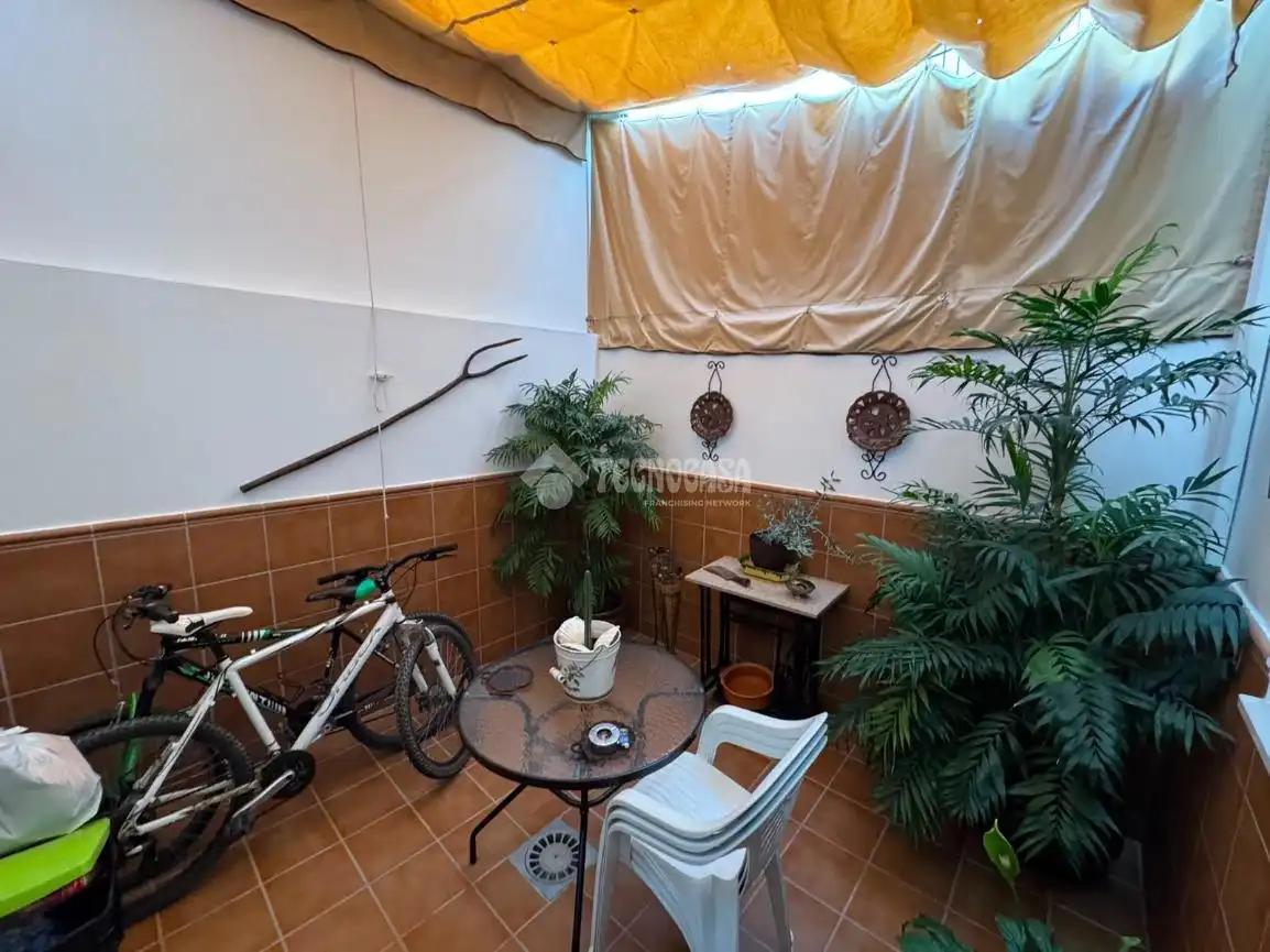 Garden of Detached homes for sale in Écija