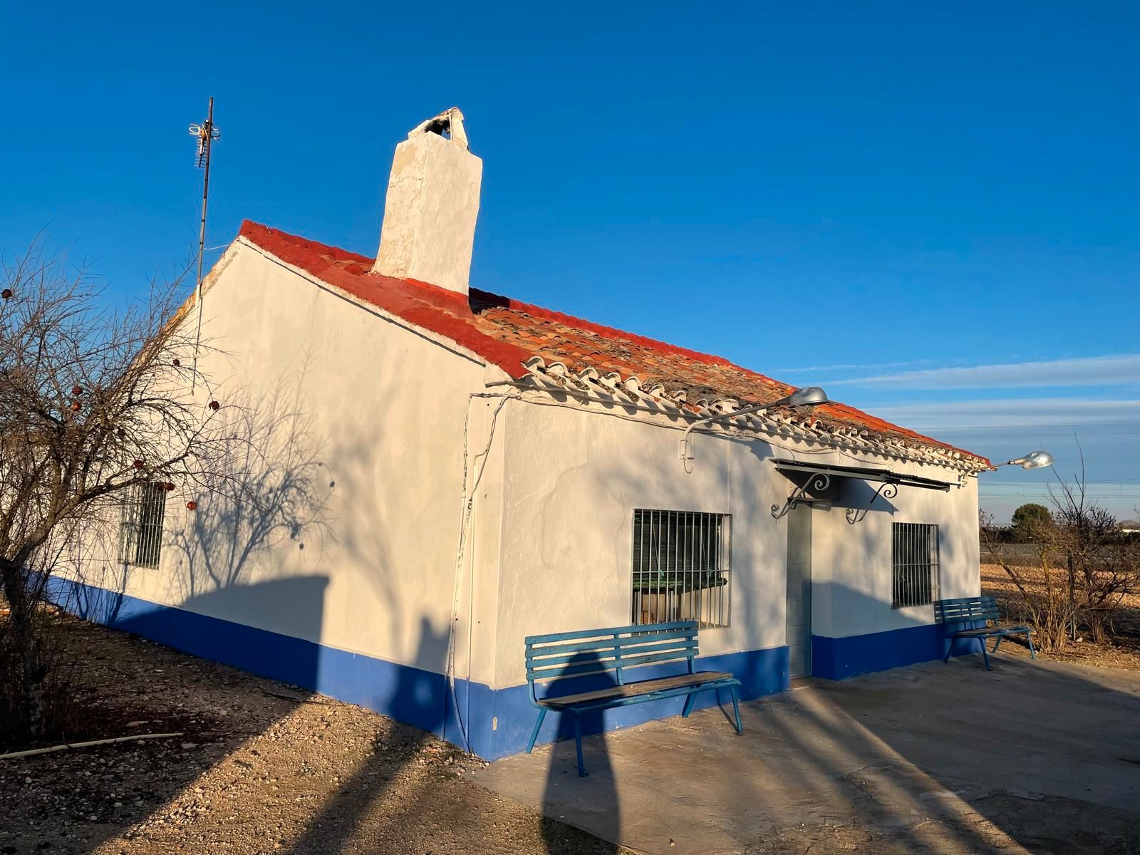 Vista exterior de Finca rústica en venda en Ciudad Real Capital amb Moblat