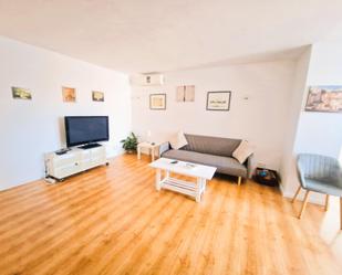 Sala d'estar de Apartament en venda en Calvià amb Jardí privat i Piscina comunitària