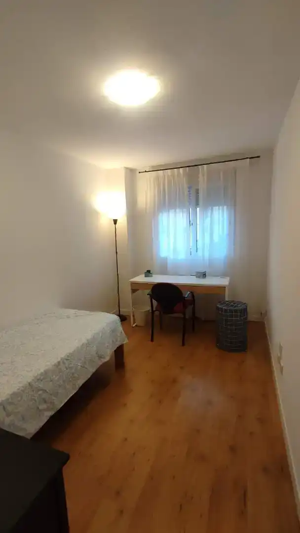 Habitación de Piso para compartir en Villanueva del Pardillo con Parquet, Amueblado y Horno