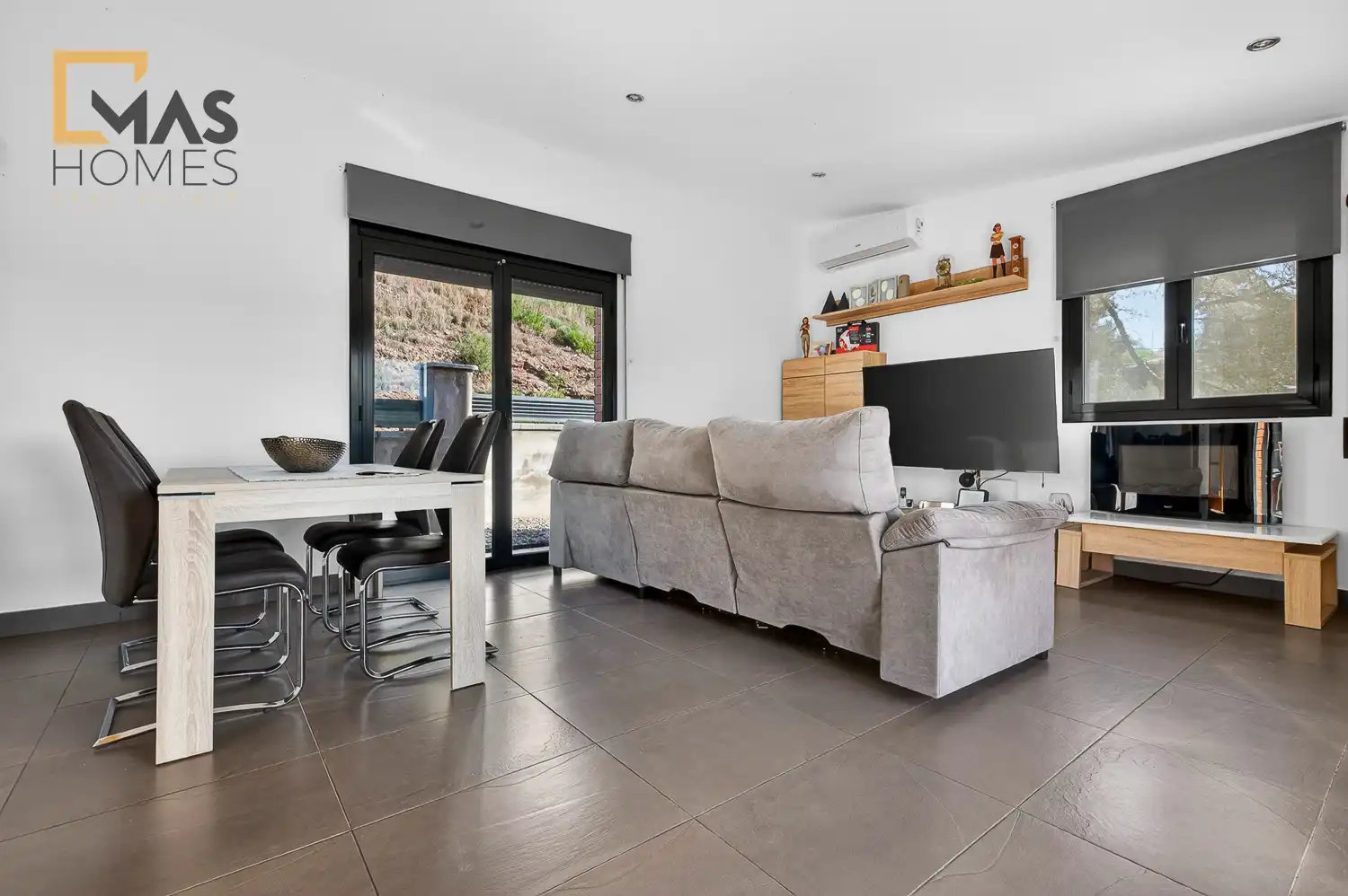 Sala d'estar de Casa o xalet en venda en Sant Llorenç Savall amb Aire condicionat, Calefacció i Jardí privat
