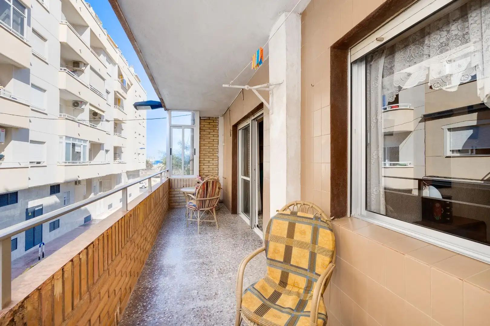 Terrasse von Wohnungen zum Verkauf in Torrevieja mit Terrasse, Möbliert und Balkon