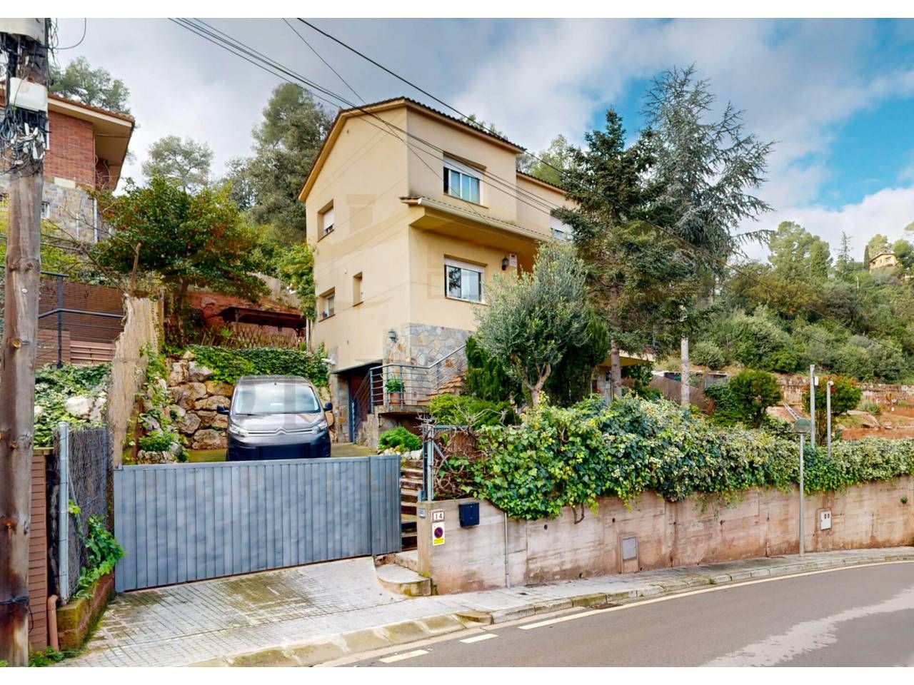 Exterior view of House or chalet for sale in Corbera de Llobregat  with Air Conditioner, Heating and Private garden