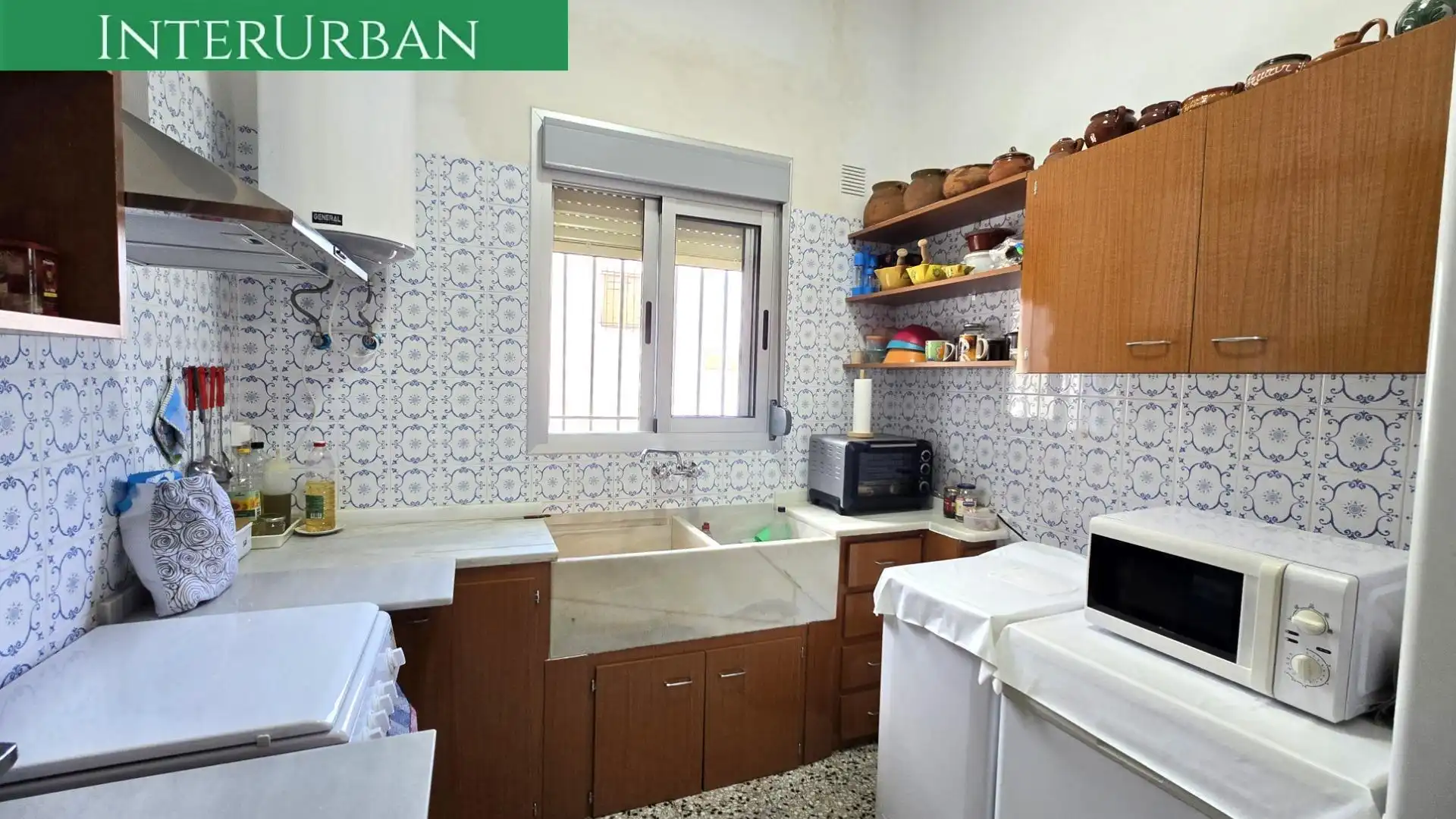 Cocina de Casa o chalet en venta en Casinos con Aire acondicionado, Calefacción y Jardín privado