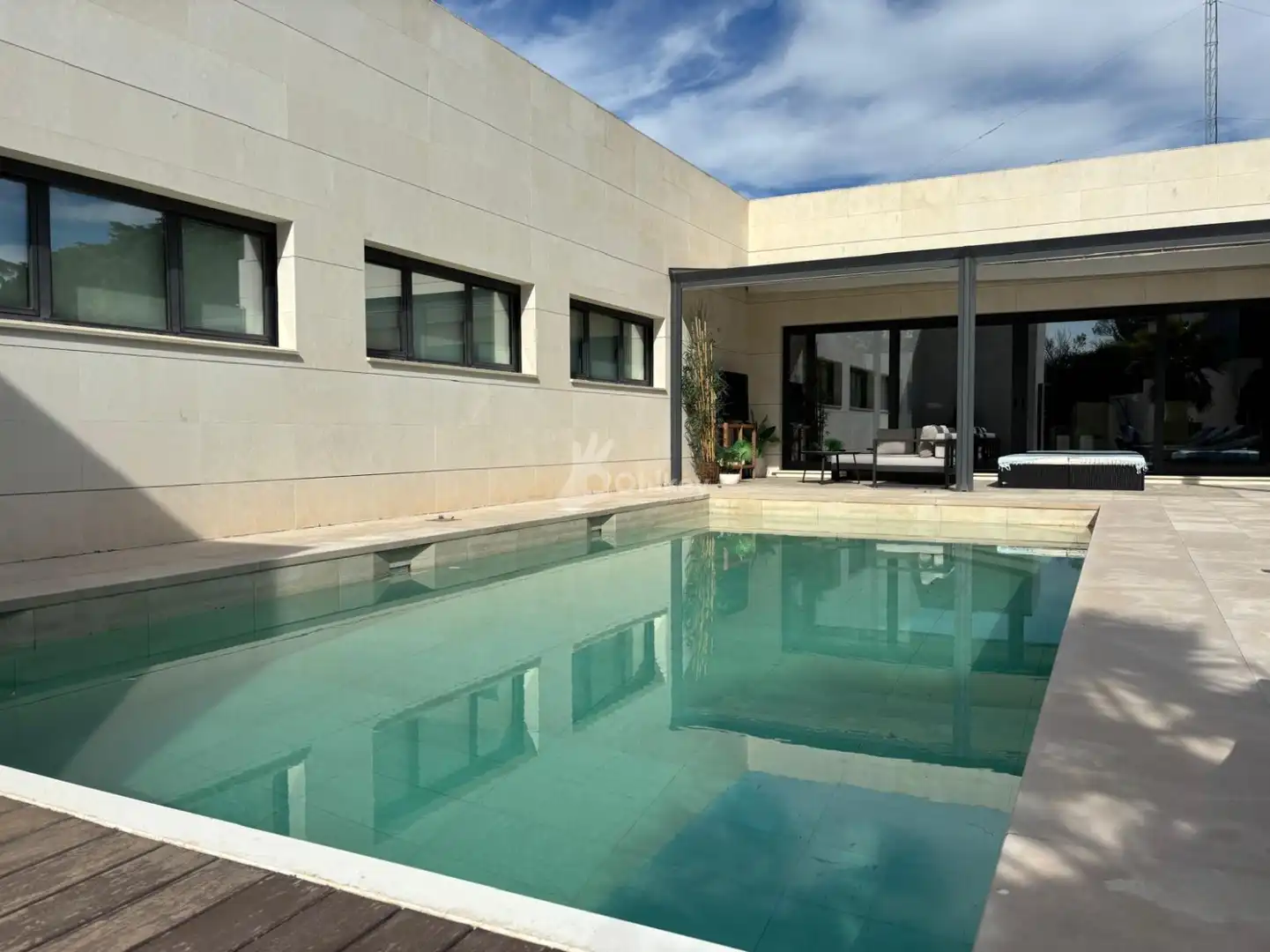 Piscina de Casa o chalet en venta en Villaviciosa de Odón con Aire acondicionado, Calefacción y Trastero