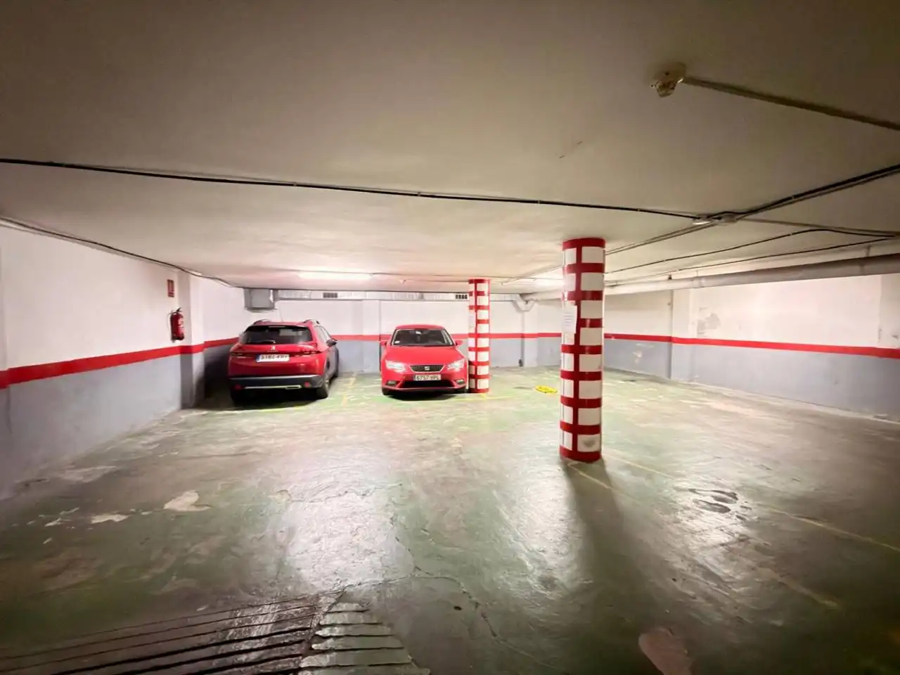 Aparcament de Local en venda en Collblanc - La Torrassa