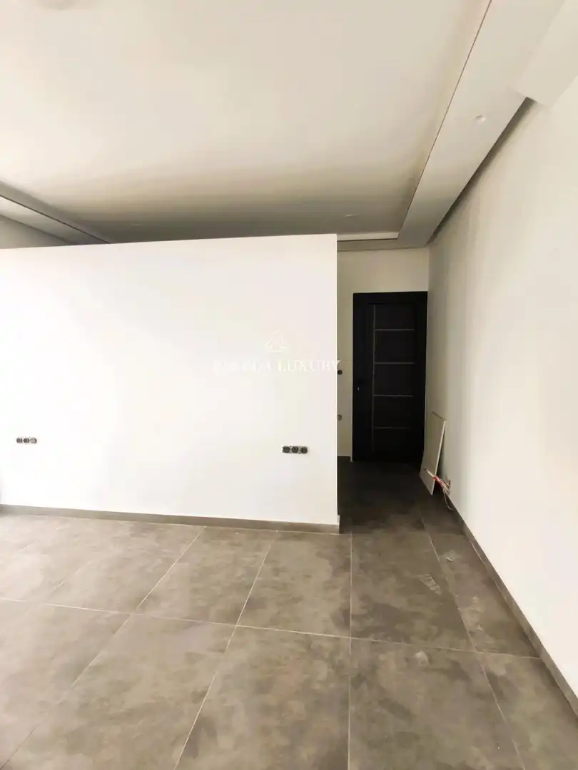 Houses for sale in Calle Sagunto, Corinto - Almarda