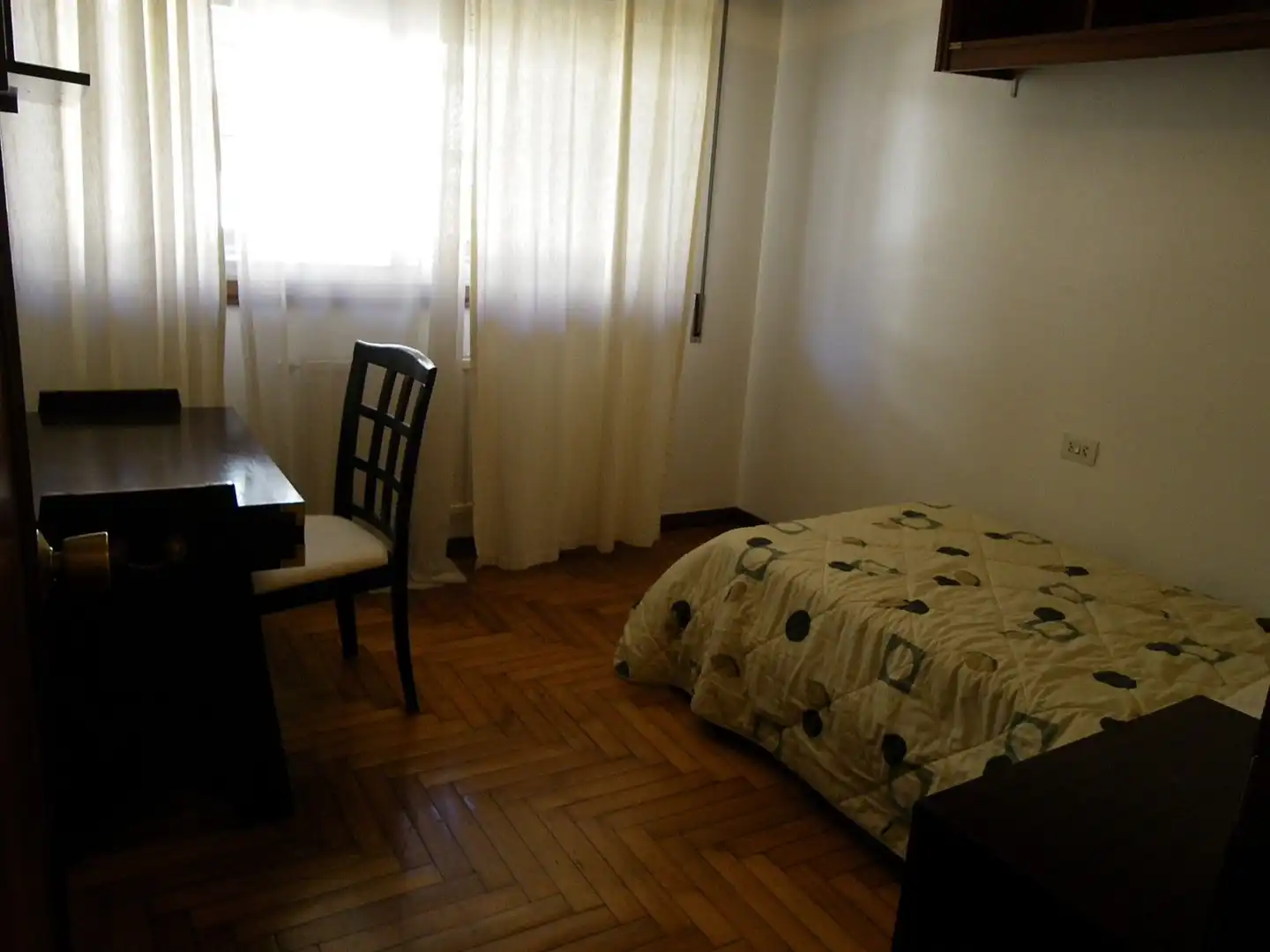 Bedroom of Flat for rent in Vigo 