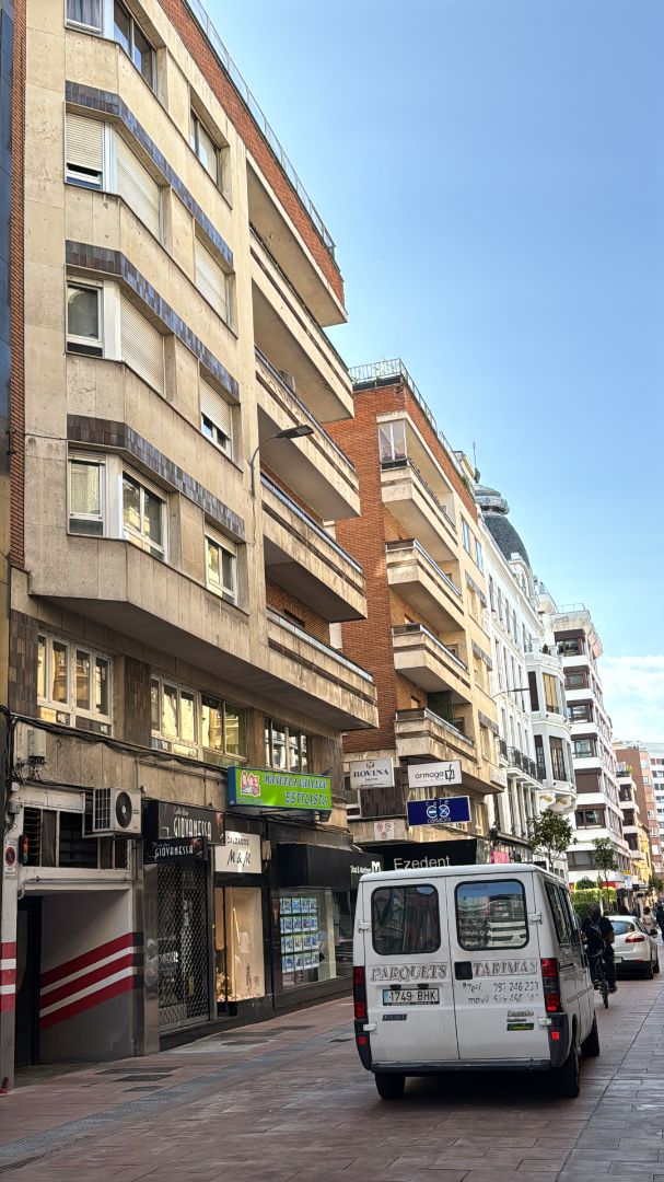 Pis en venda a Calle Alfonso V, 6, Centro Ciudad