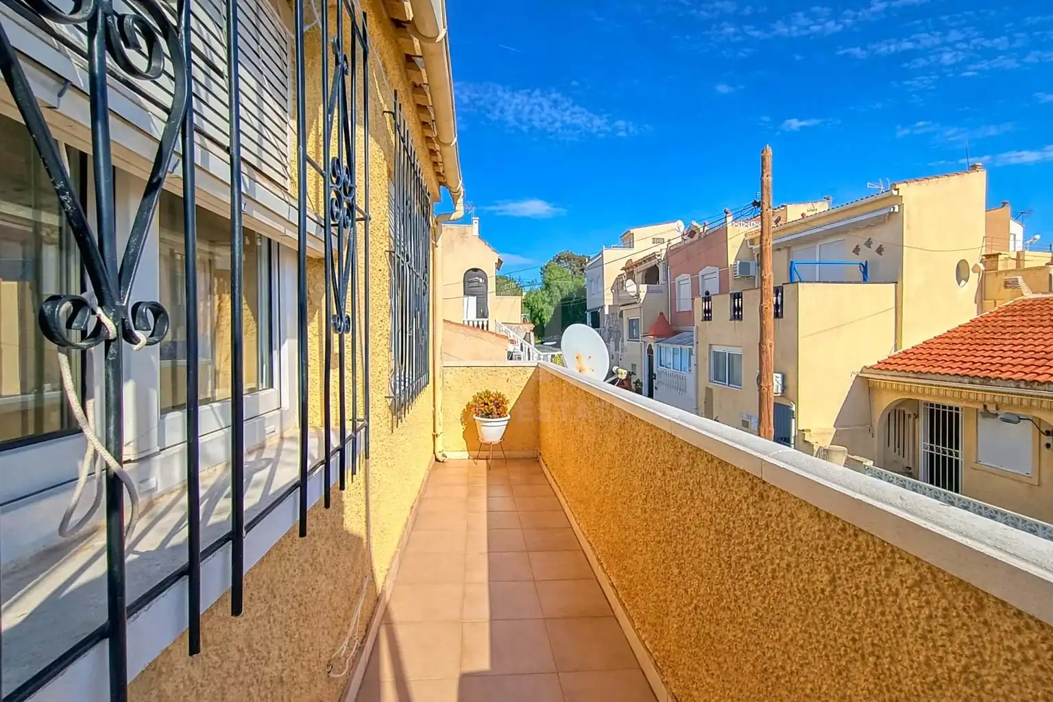 Vista exterior de Casa adosada en venta en San Fulgencio con Aire acondicionado, Calefacción y Terraza