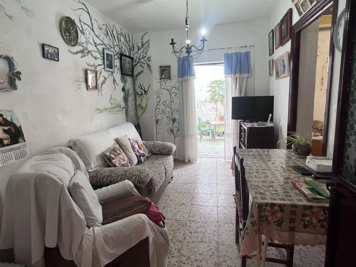 Sala d'estar de Casa o xalet en venda en Mairena del Alcor, Sevilla