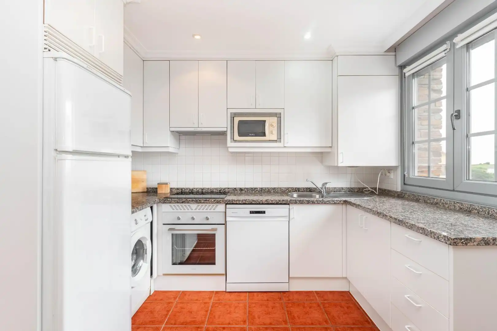 Cocina de Piso en venta en Tapia de Casariego con Calefacción y Amueblado