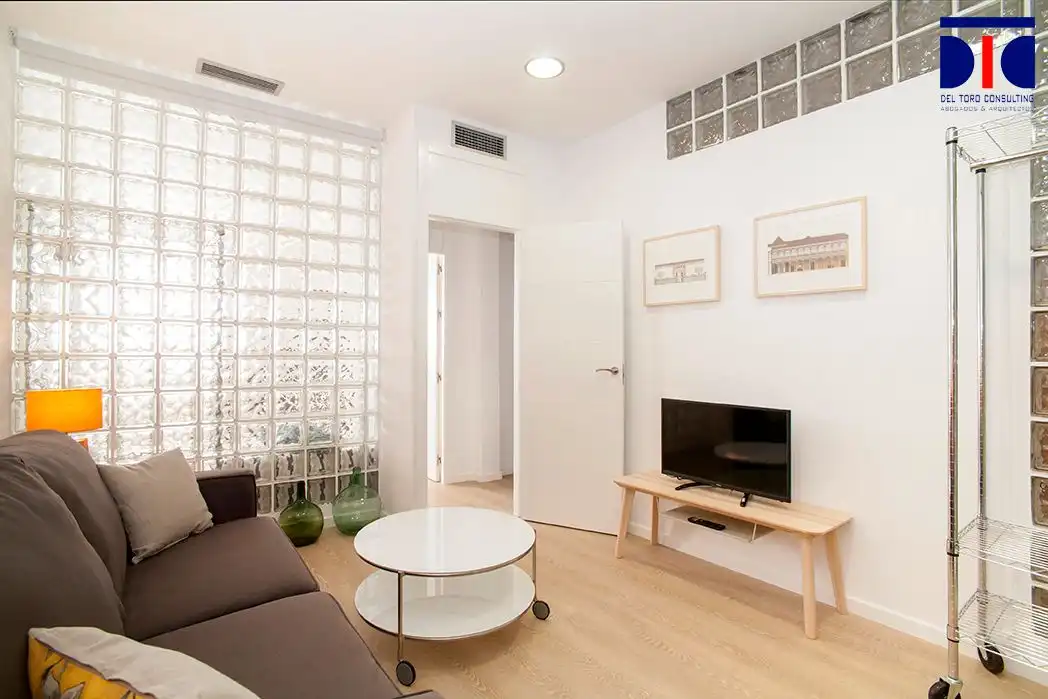 Wohnzimmer von Wohnung zur Miete in Sevilla mit Klimaanlage, Heizung und Parkett