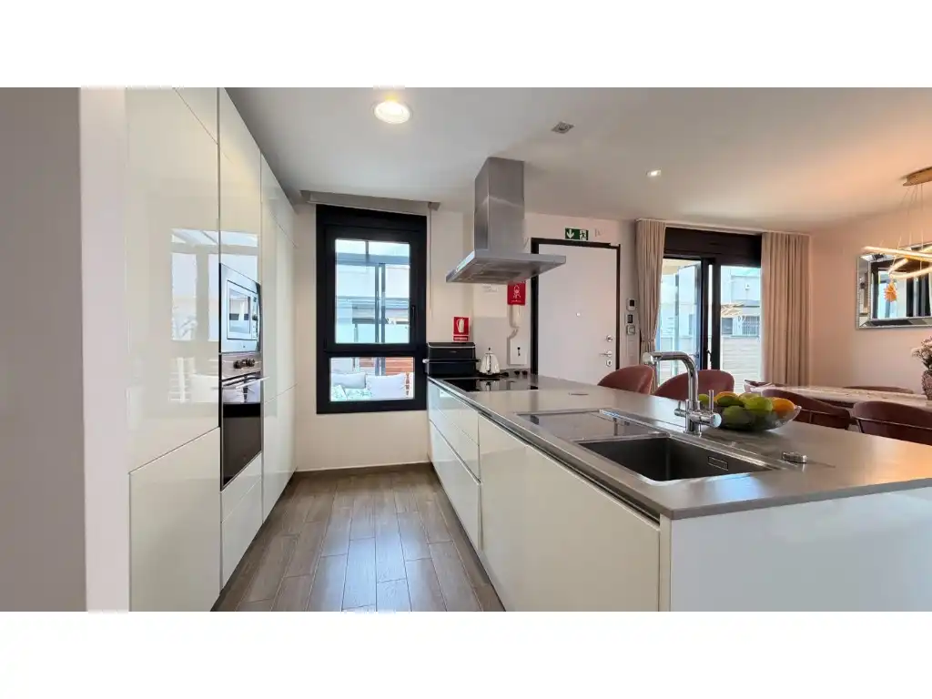 House with pool for sale in Calle Maite Pagazaurtundua Ruiz, imagen 14