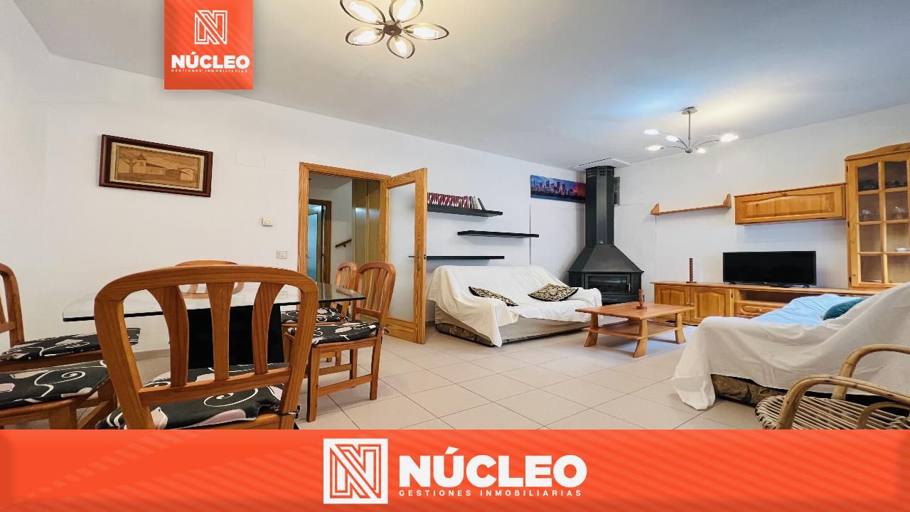 Sala de estar de Casa o chalet en venta en Nuévalos con Amueblado, Horno y Lavadora