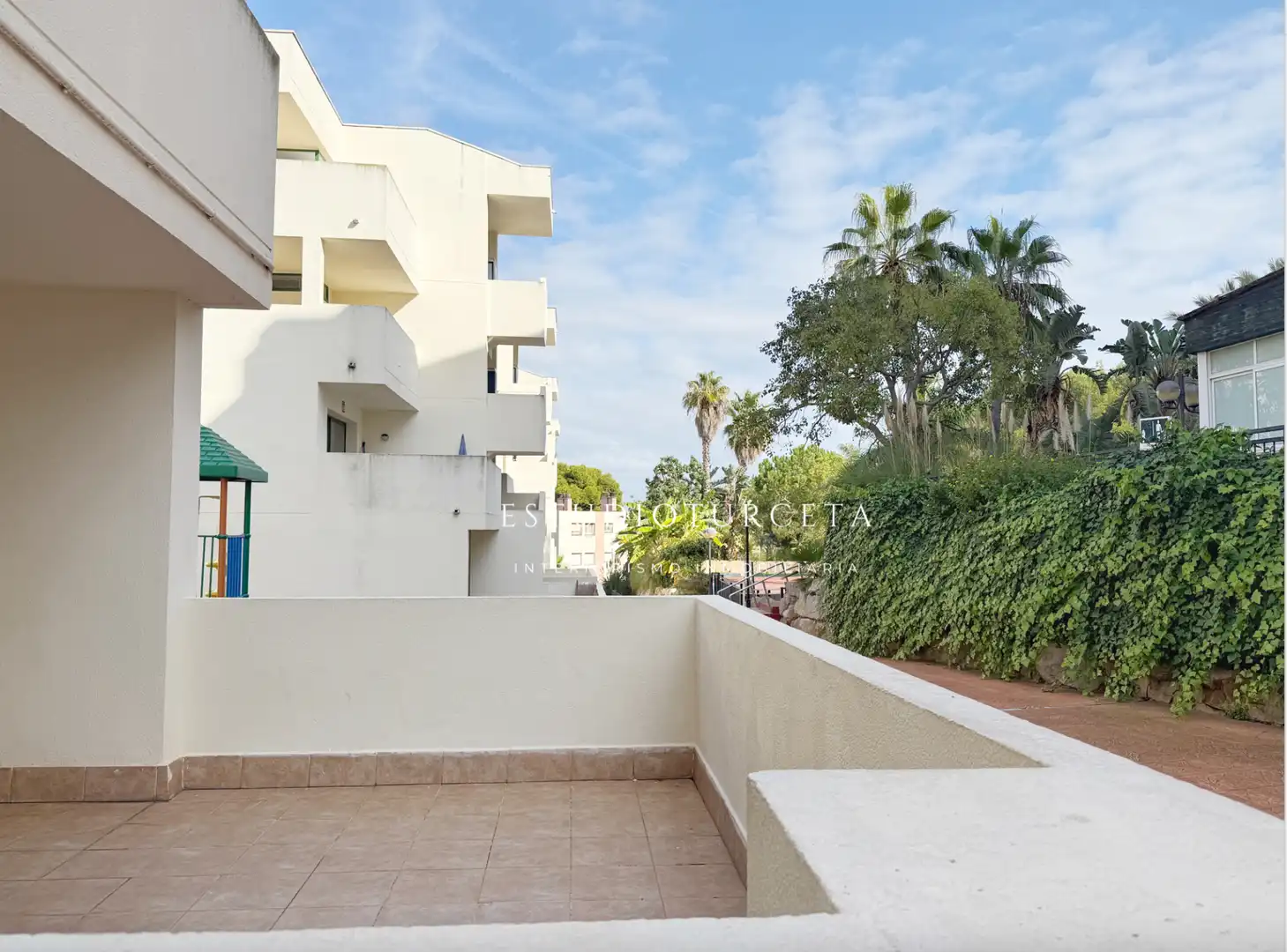 Außenansicht von Erdgeschoss zum Verkauf in Salou mit Klimaanlage, Heizung und Terrasse