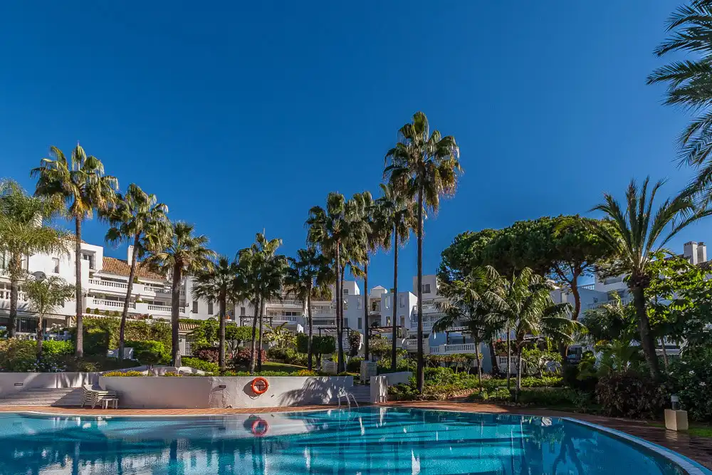 Exterior view of Attic for sale in Marbella  with Air Conditioner, Terrace and Storage room