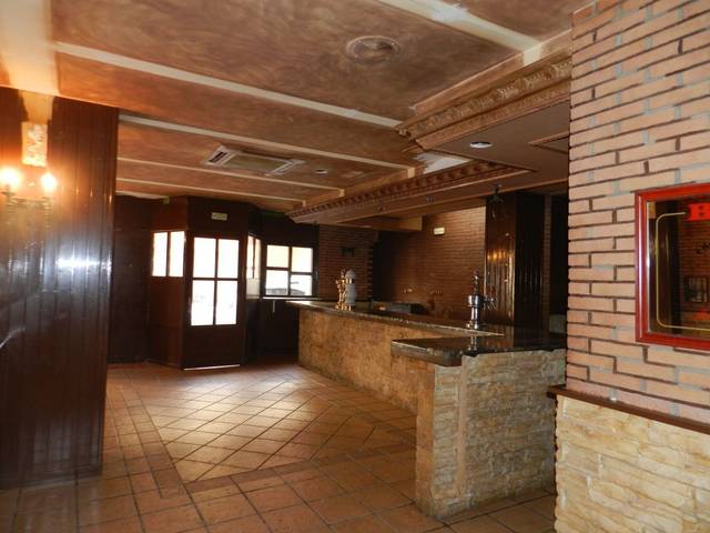 Local comercial en Alquiler en El Altet