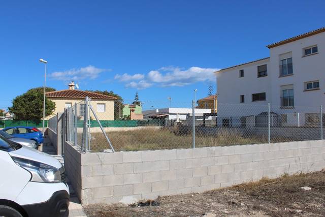Terreno residencial en Venta en Oliva Playa