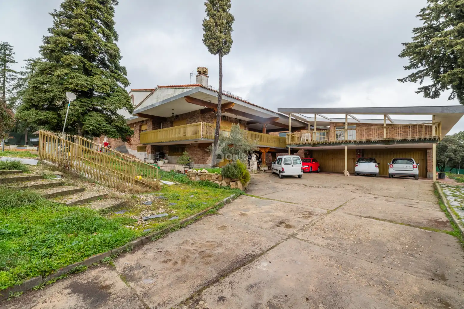 Exterior view of Houses for sale in Villanueva de la Cañada  with Air Conditioner, Heating and Parquet flooring