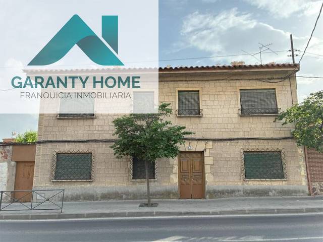 Casa-chalet en Venta en Yuncos