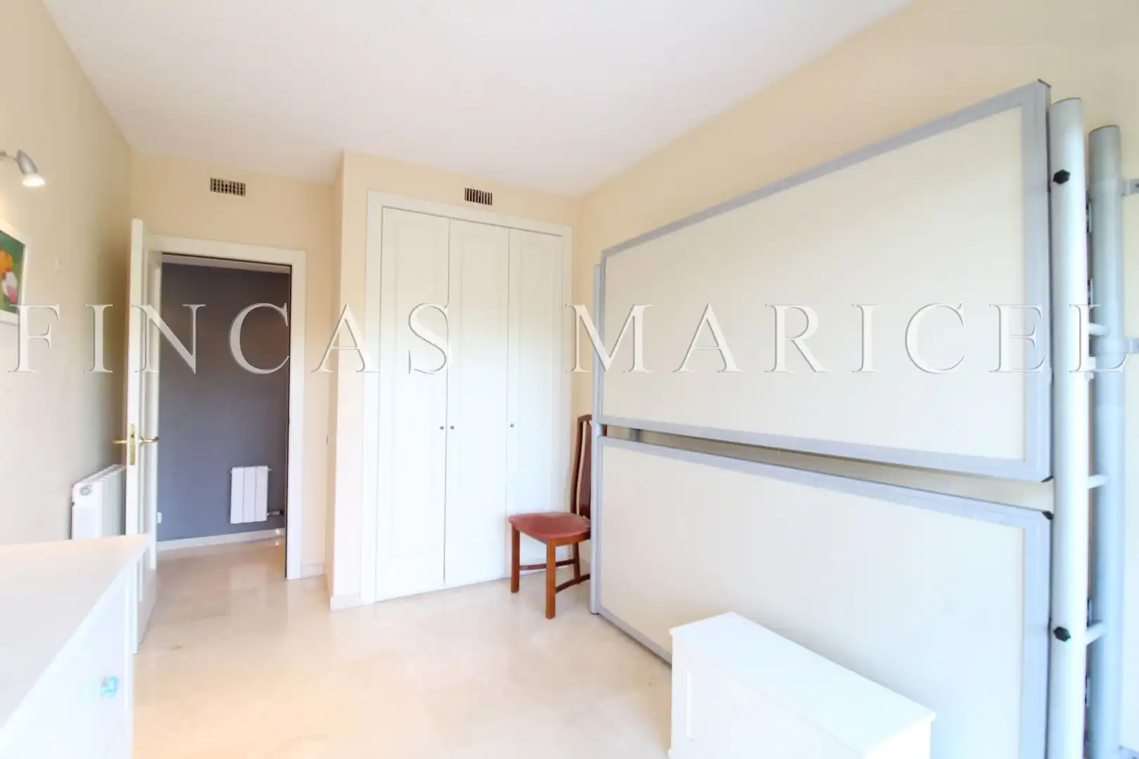 Habitación de Ático en venta en Sitges con Aire acondicionado, Calefacción y Terraza
