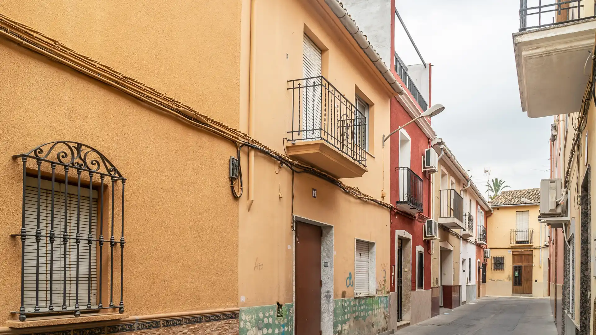 Houses for sale in Calle Sant Bernat, Carcaixent